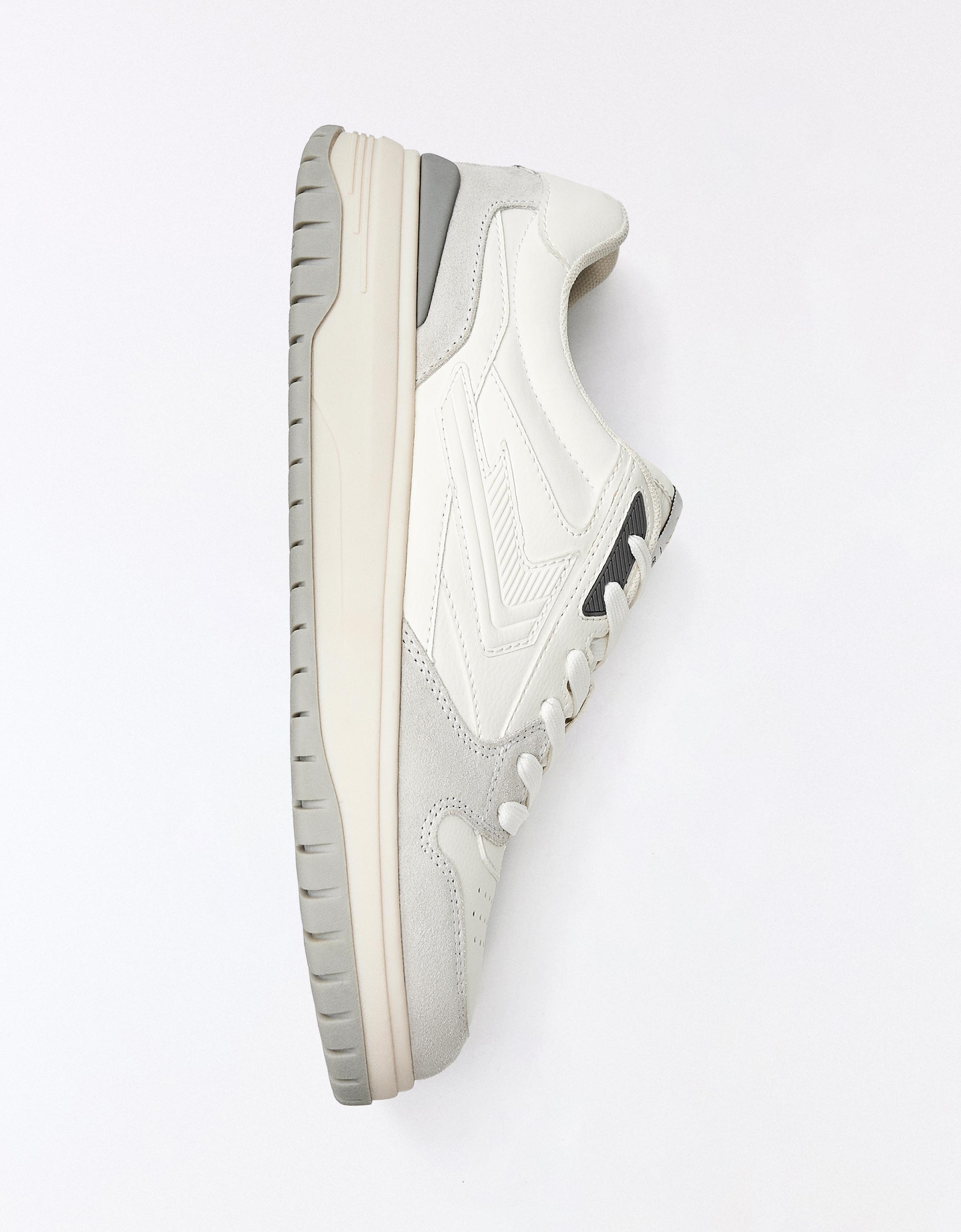 Panelled casual trainers — WHITE