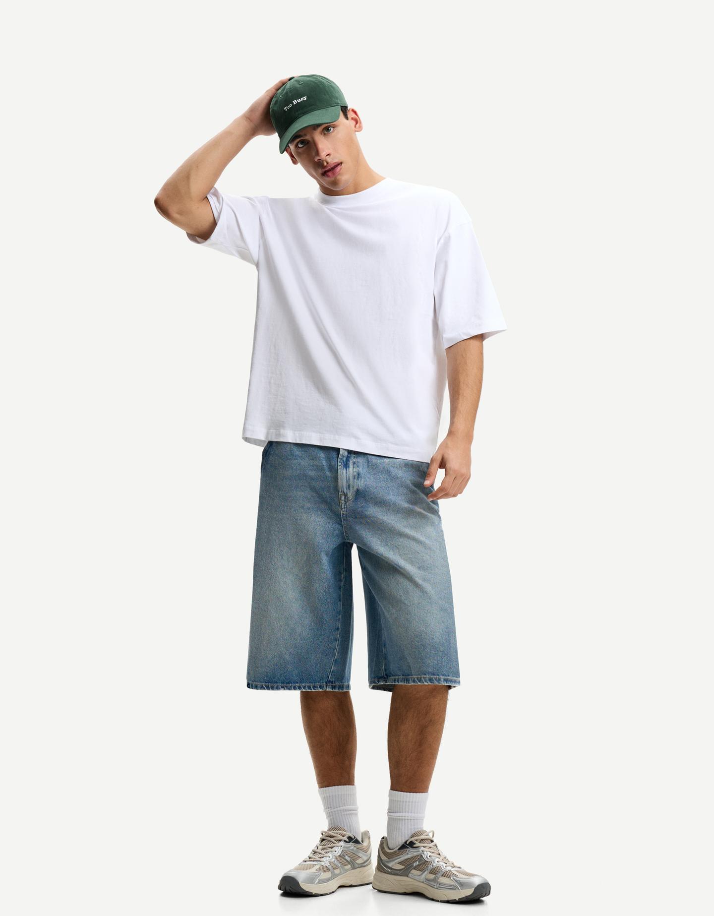 Bershka denimowe bermudy skater wyblakły niebieski