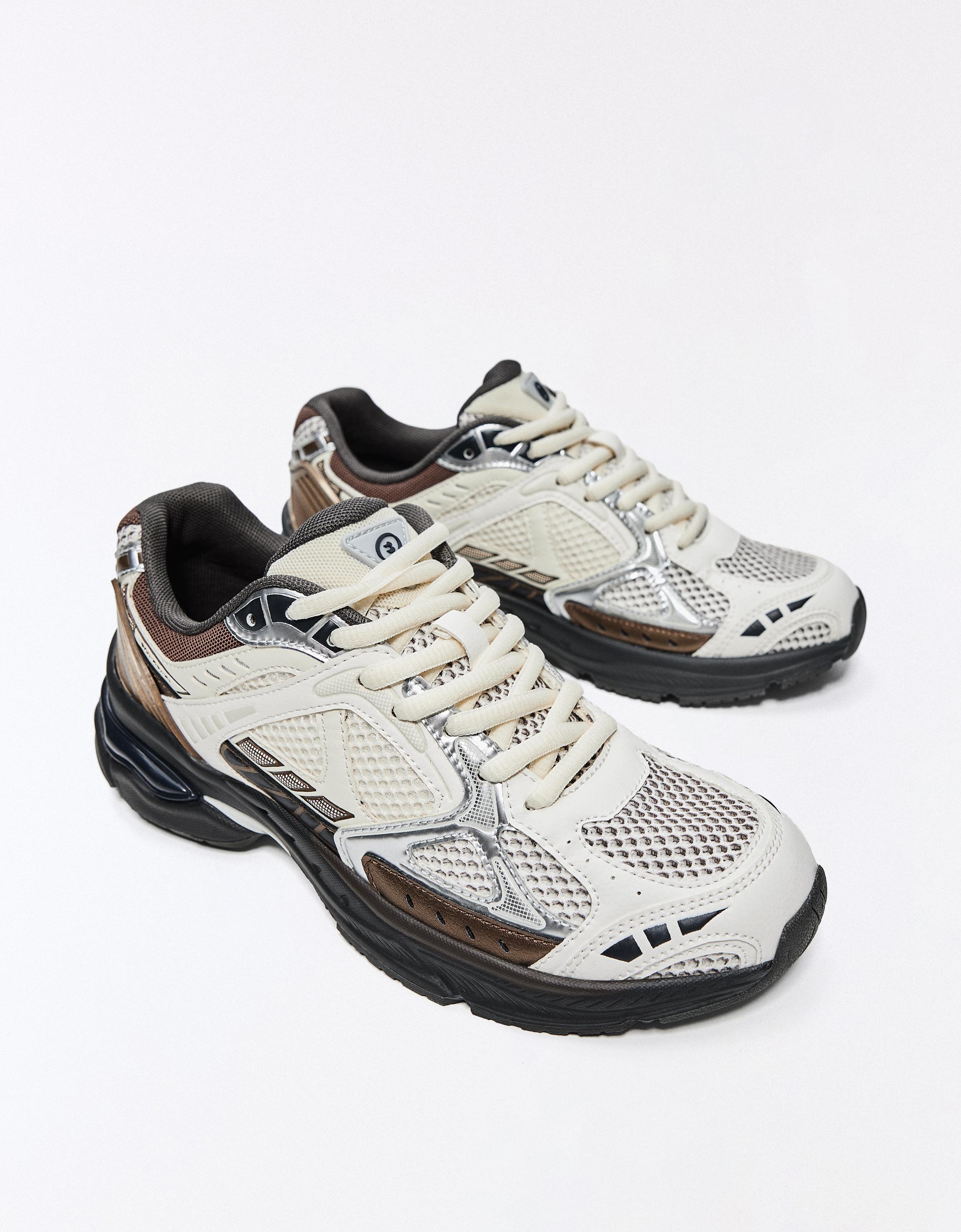 Multi-piece trainers — Multicolored