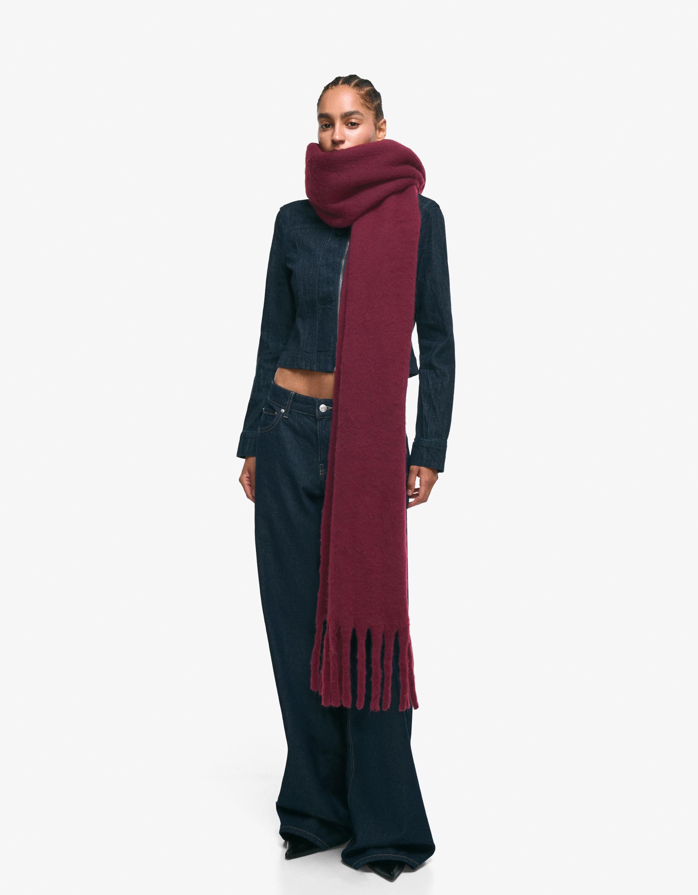 Bershka Unifarbener Schal Damen Granatrot