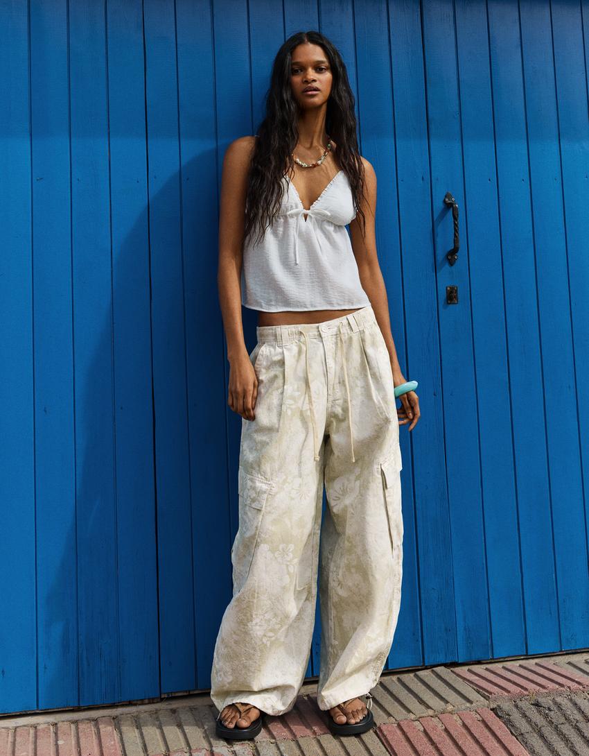 Printed cargo trousers-Sand