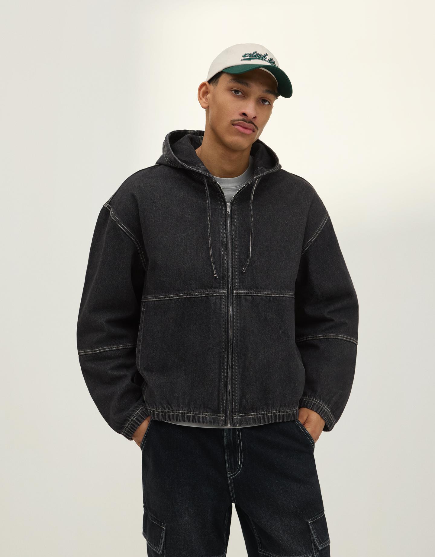 Bershka kurtka denim z kapturem czarny