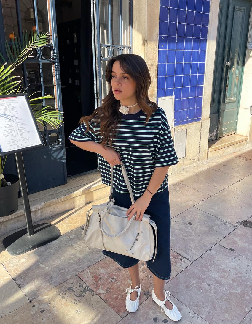 טי שירט גזרה מרובעת עם שרוול קצר-כחול נייבי-1
