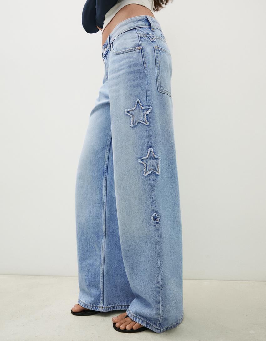 Boyfriend jeans with stars-Light blue