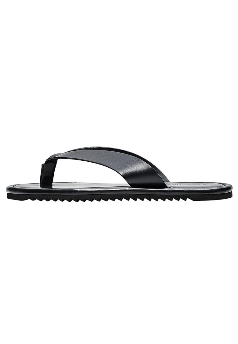 Thong strap sandals — BLACK