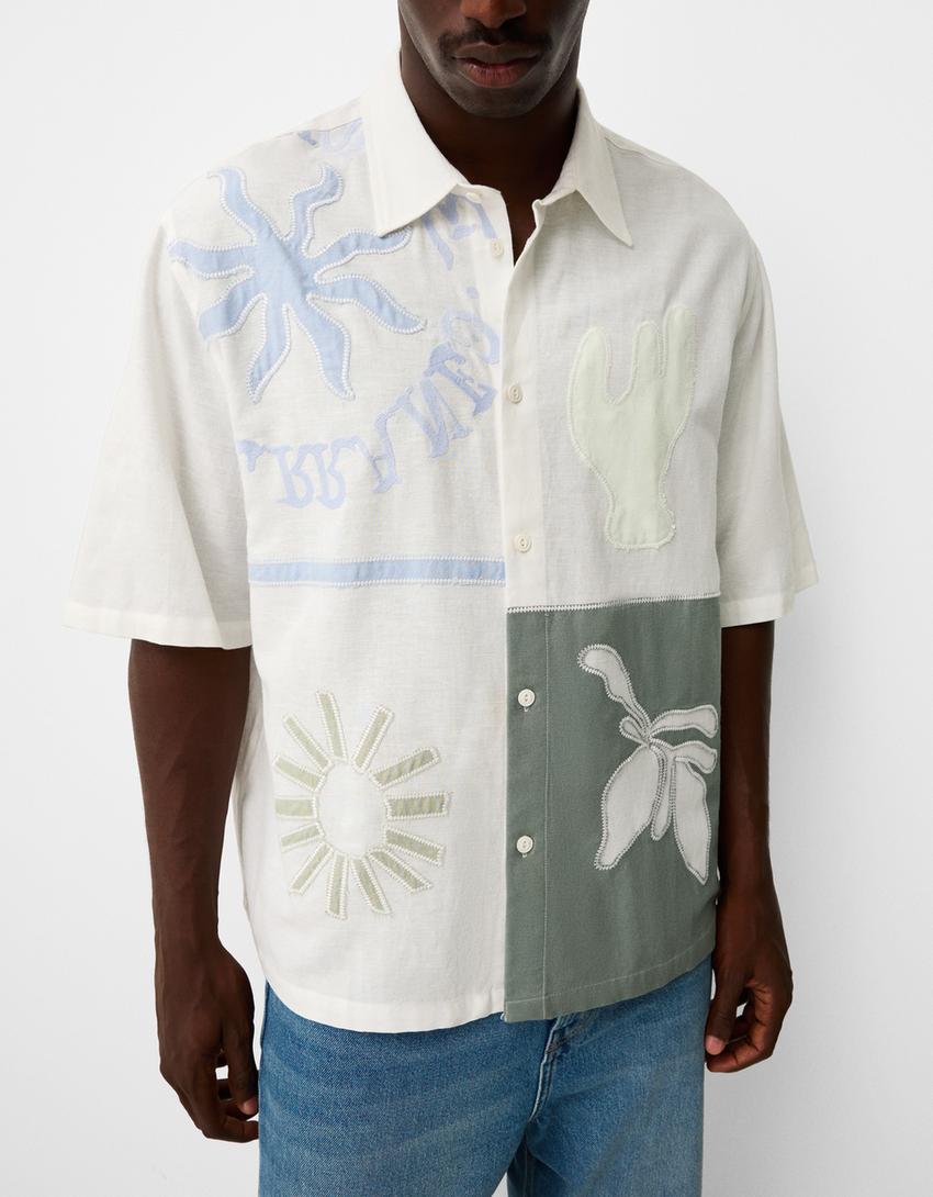 Camisa de manga curta boxy bordada-Branco-2