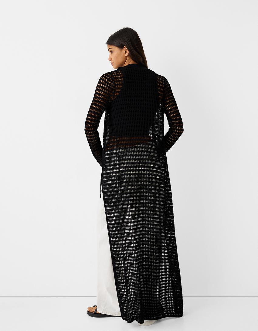 كارديغان بتخريمات وياقة-أسود-2