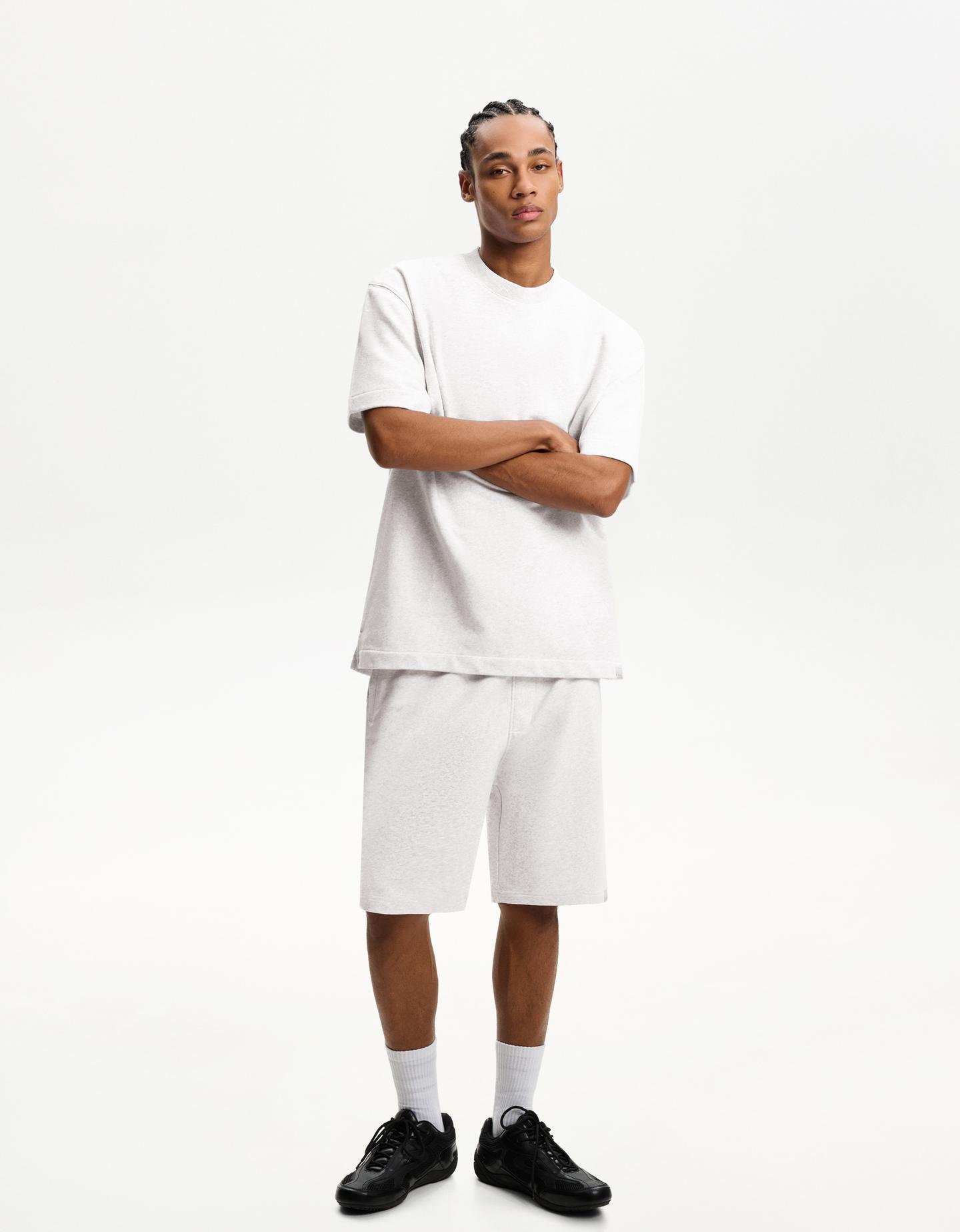 Bershka bermudy z dzianiny dresowej szary