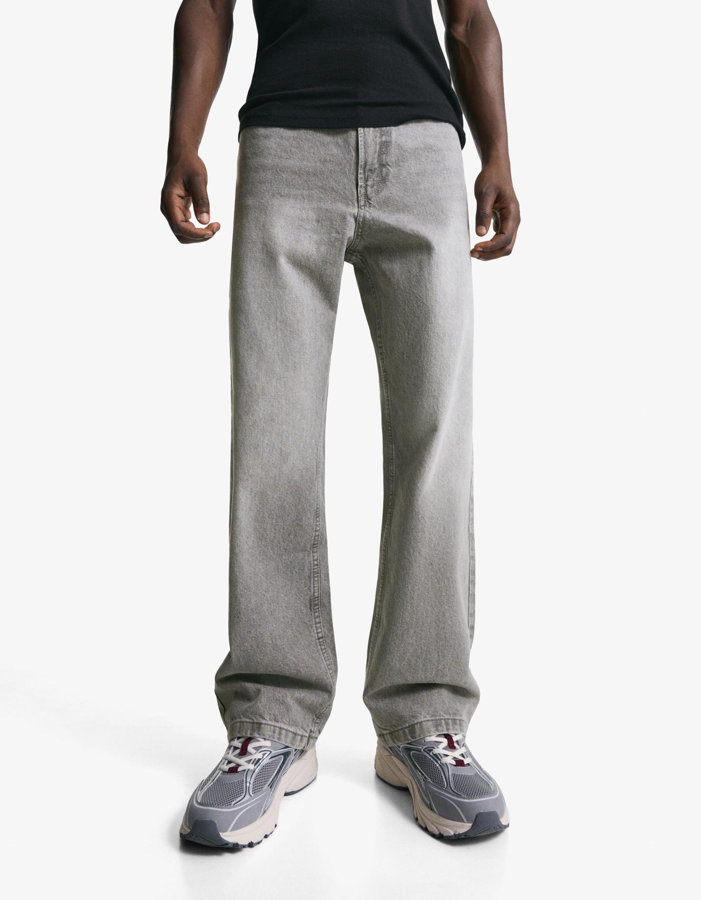 Bershka jeansy o kroju baggy szary