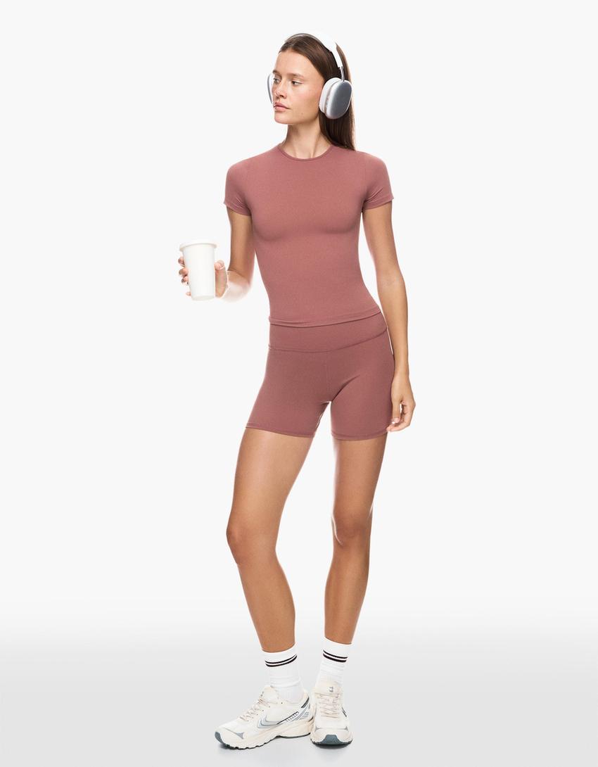 T-shirt and cycling shorts set-T-shirt and cycling shorts set
