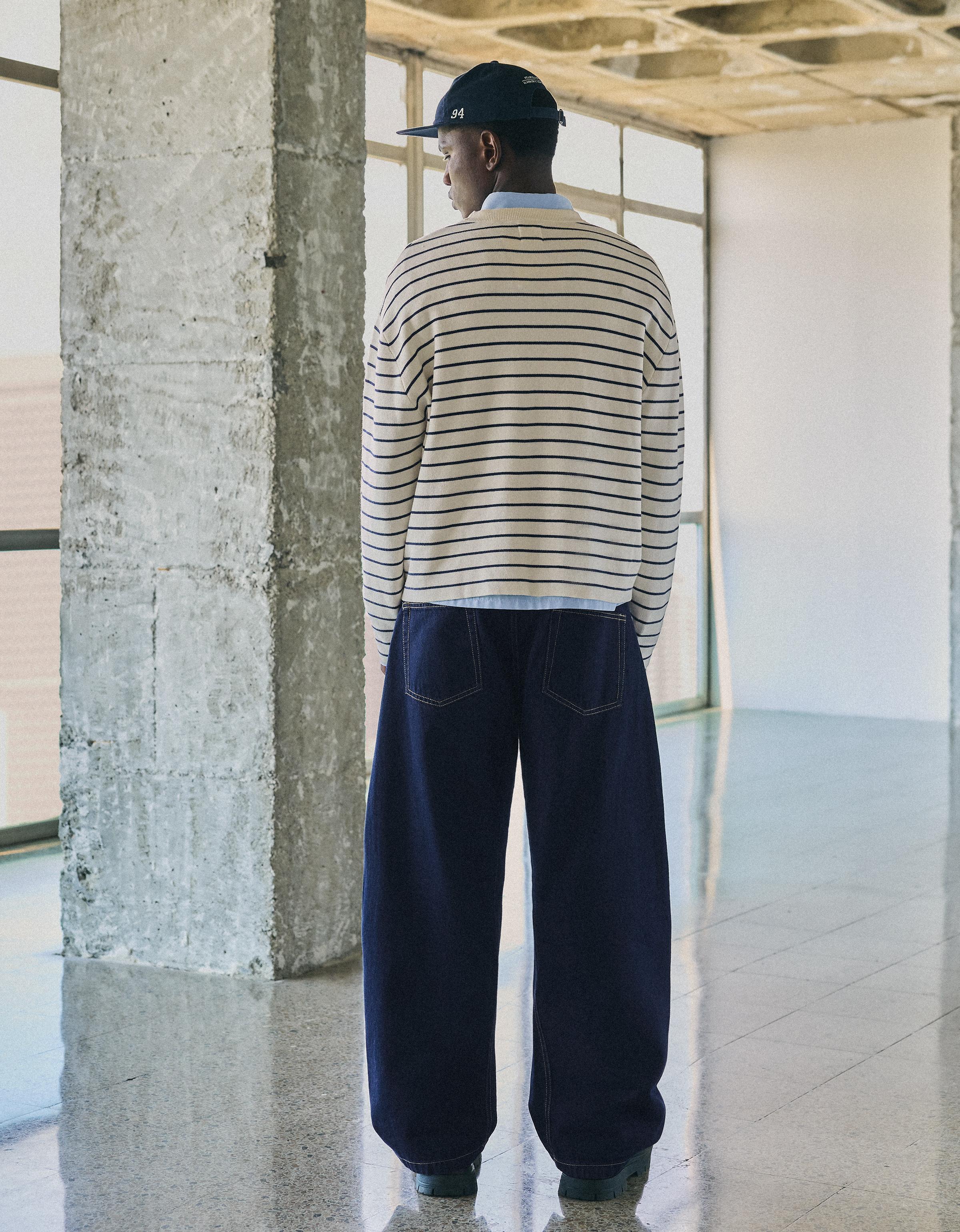 Twisted fit jeans — Navy