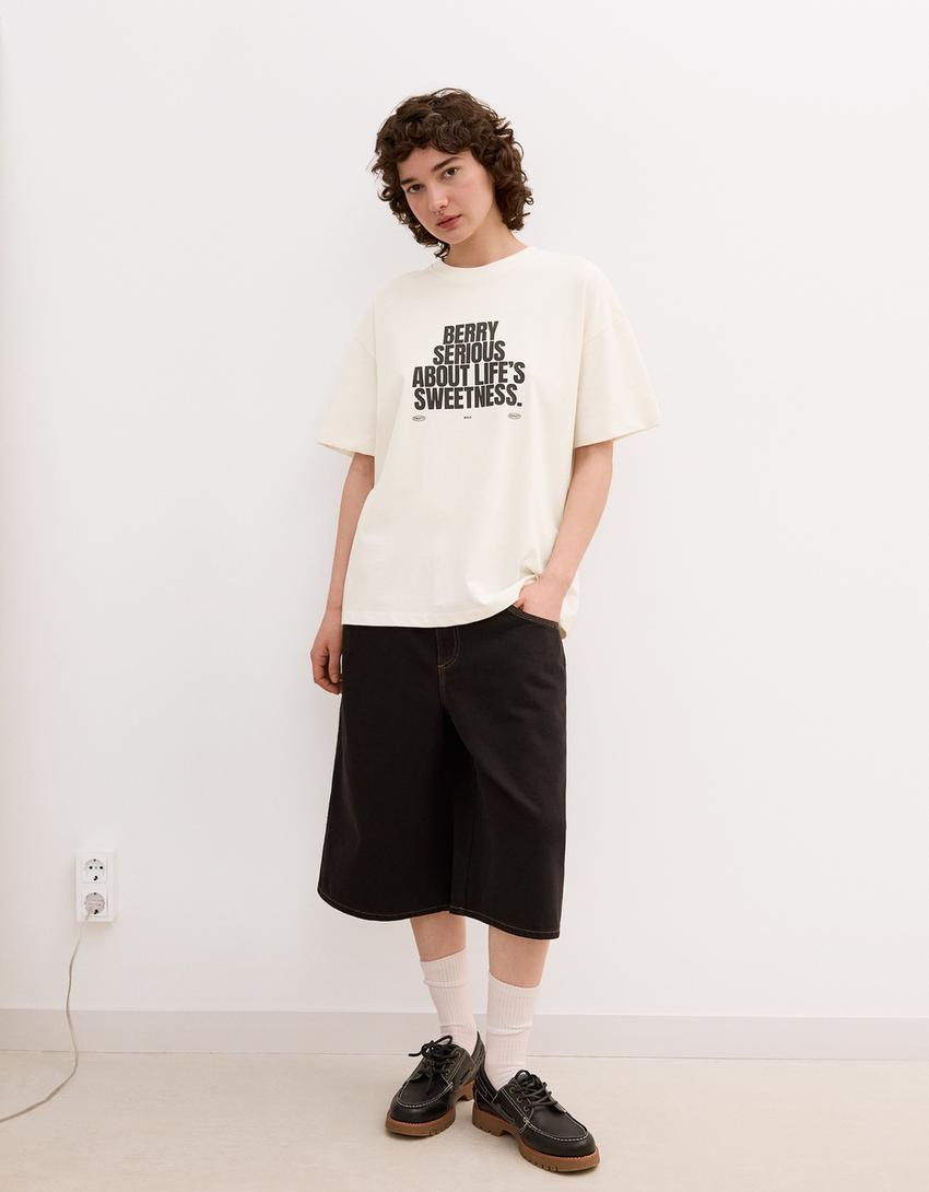 Desenli kısa kollu oversize t-shirt-Kirli beyaz-3