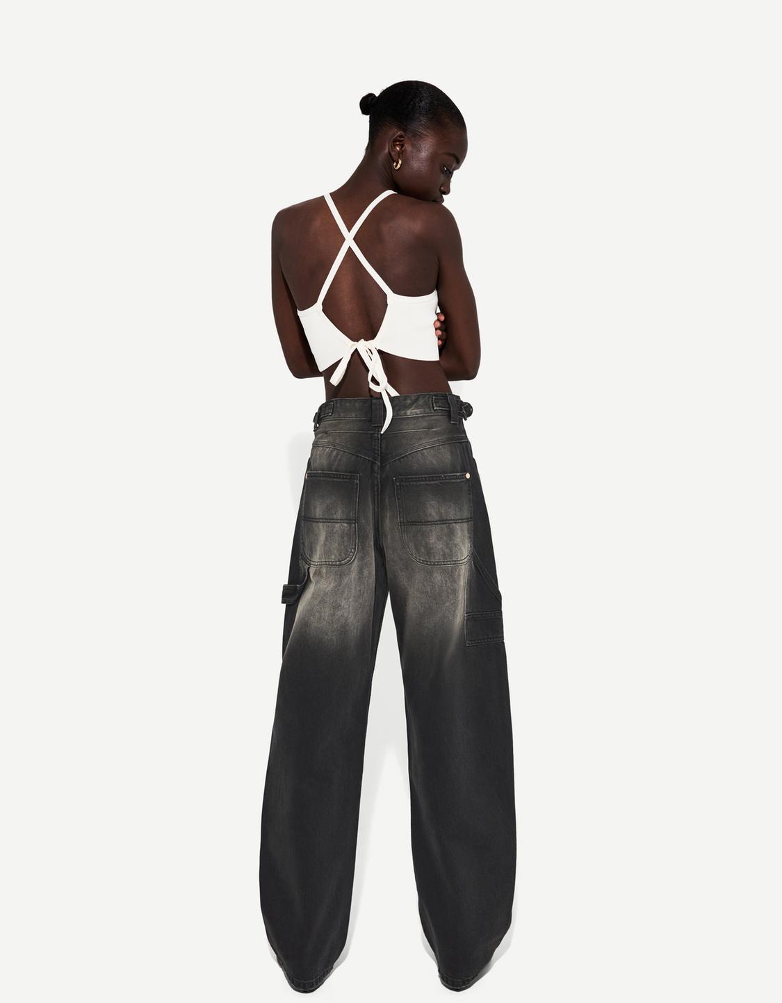 Adjustable balloon fit carpenter jeans