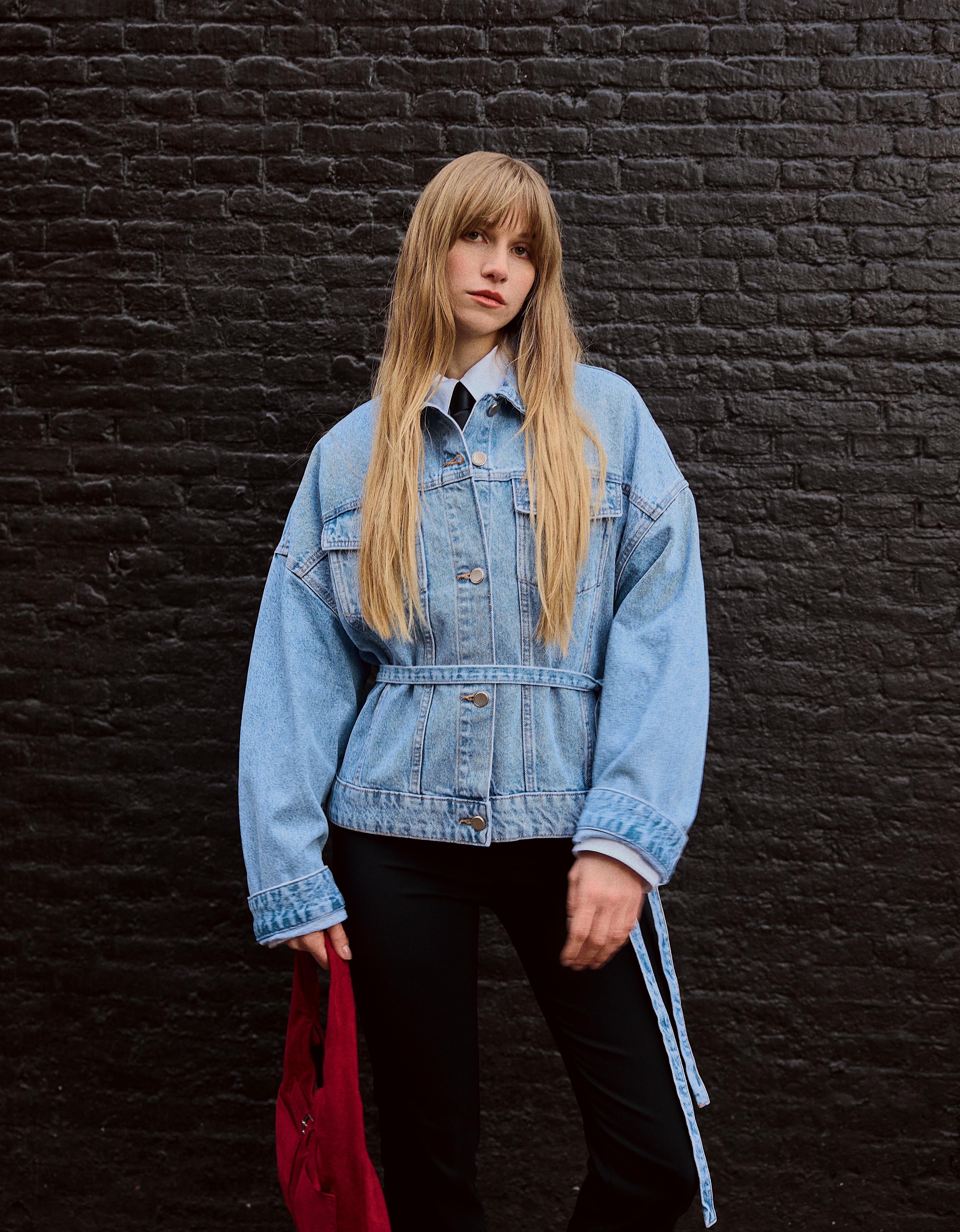 Oversize denim jacket - Women | Bershka