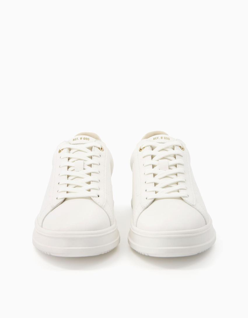 حذاء رياضي متباين-أبيض