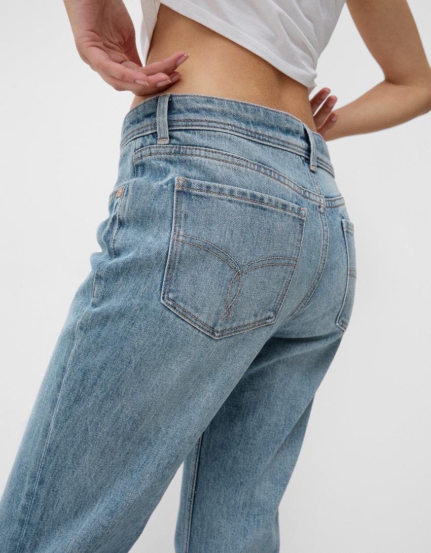 Low waist boot-cut jeans - Women | Bershka