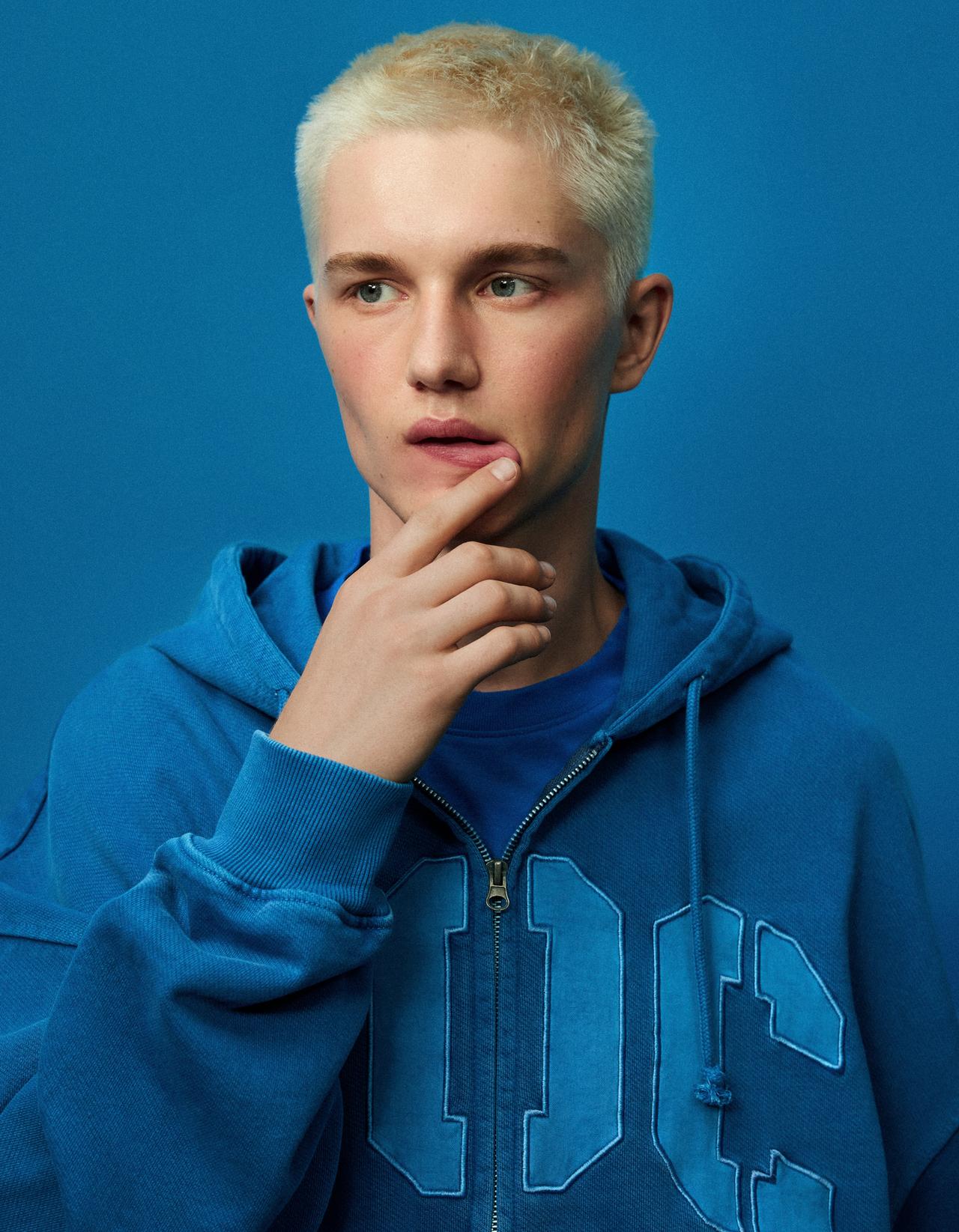 Hood sweatshirt with OUT OF CORE patch — Blue
