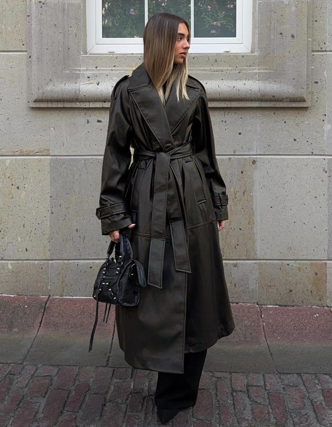 Abrigo trench efecto piel