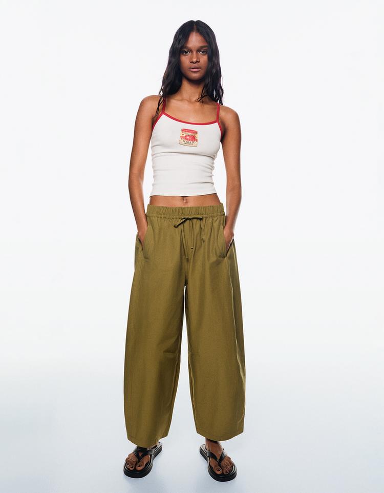 Kısa barrel fit pantolon