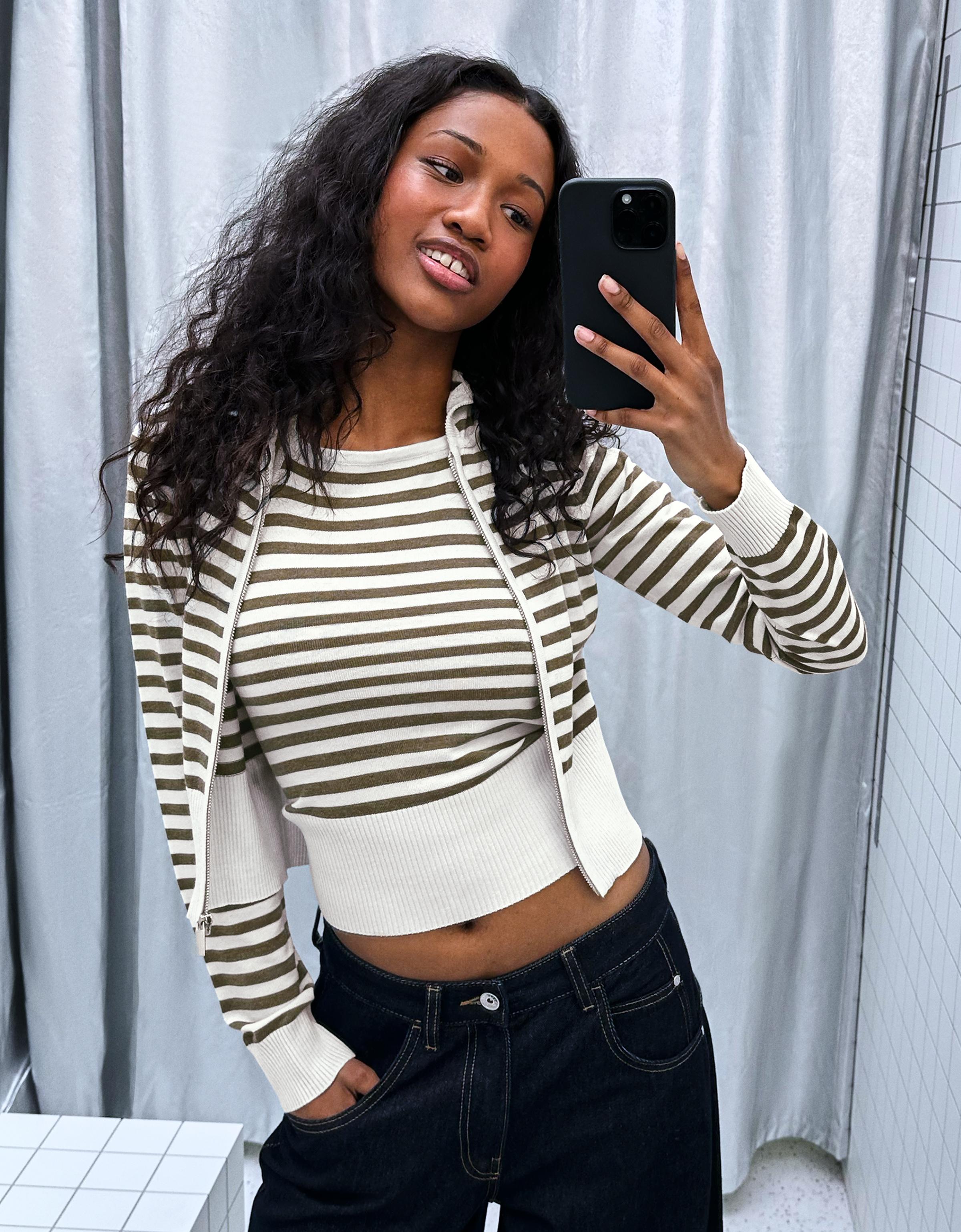 Çizgili kapüşonlu sweatshirt - Görsel 67