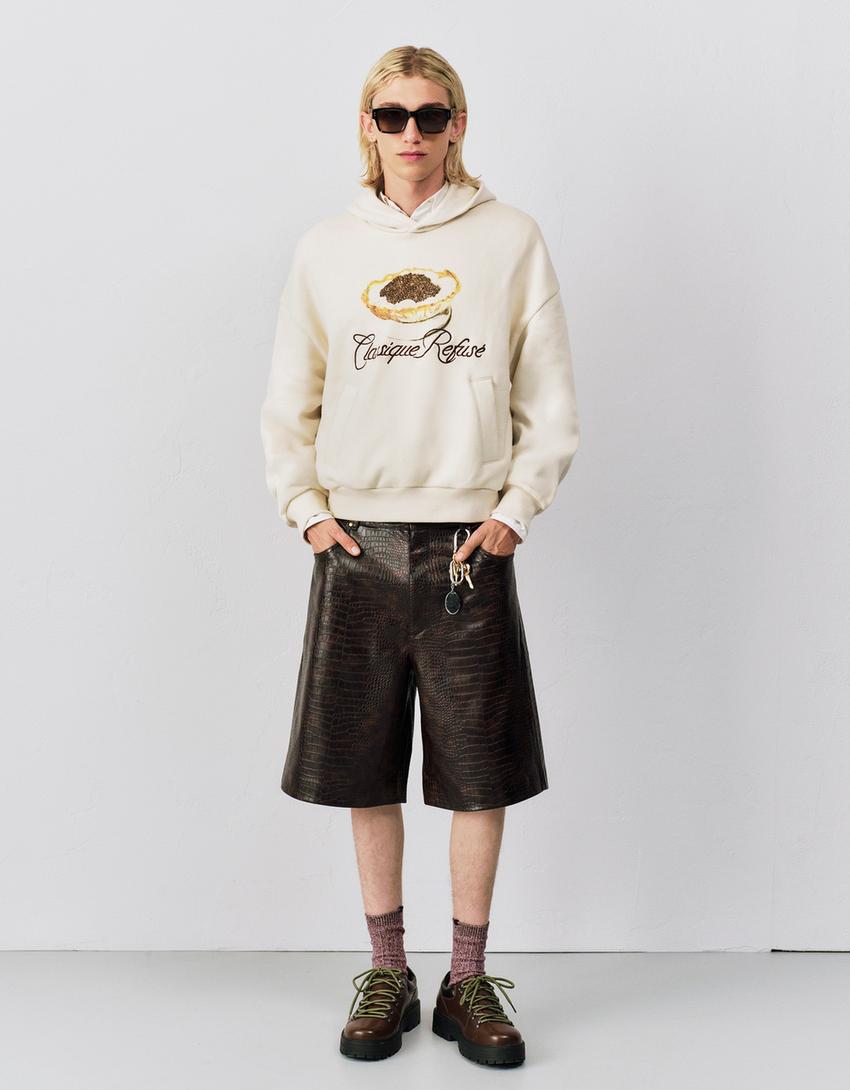 Hoodie met geborduurde print-Ecru