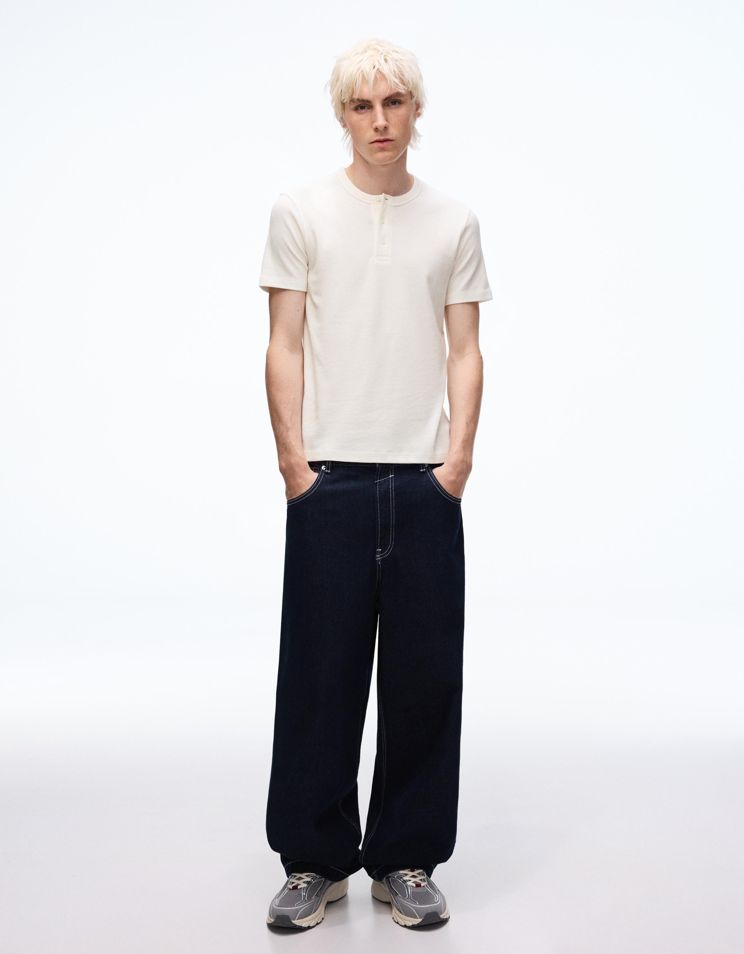 Kısa kollu gofre ekmekçi tişört - Görsel 33