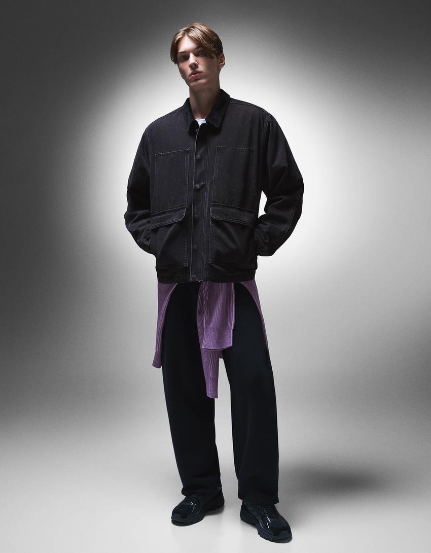 Jeansjacke mit Taschen-Schwarz