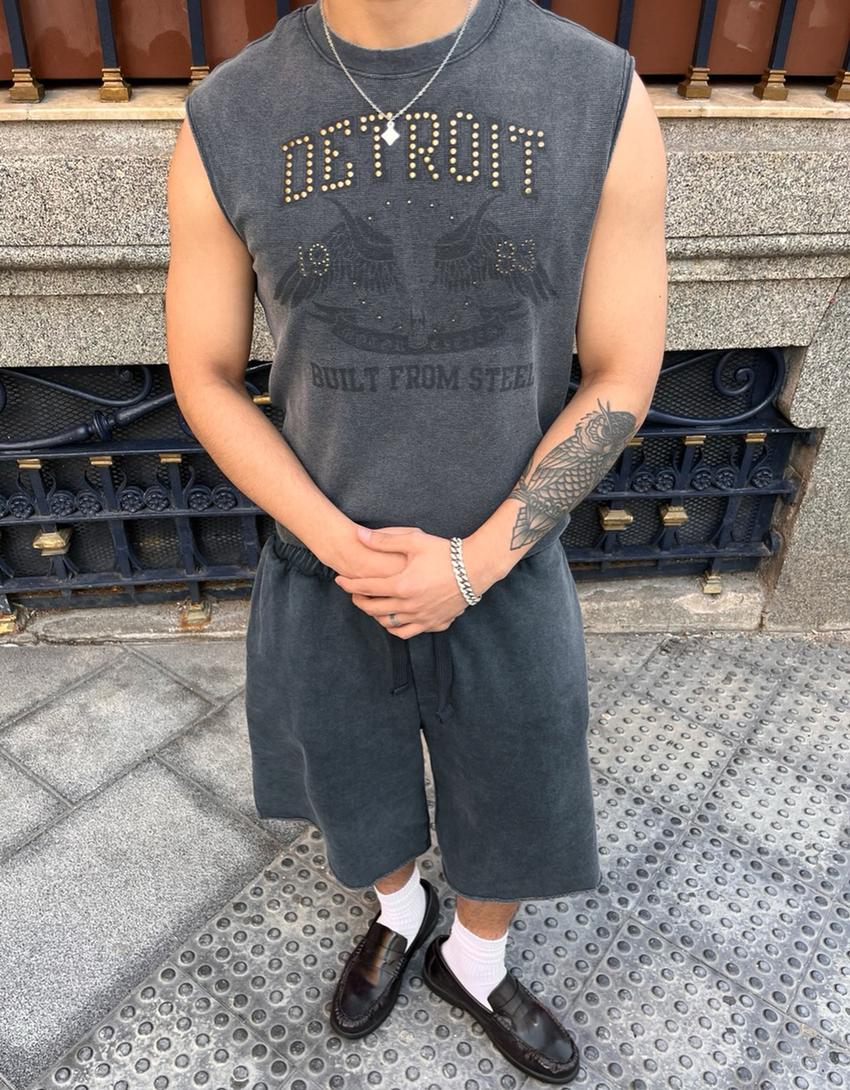 Plush jogger Bermuda shorts-Grey