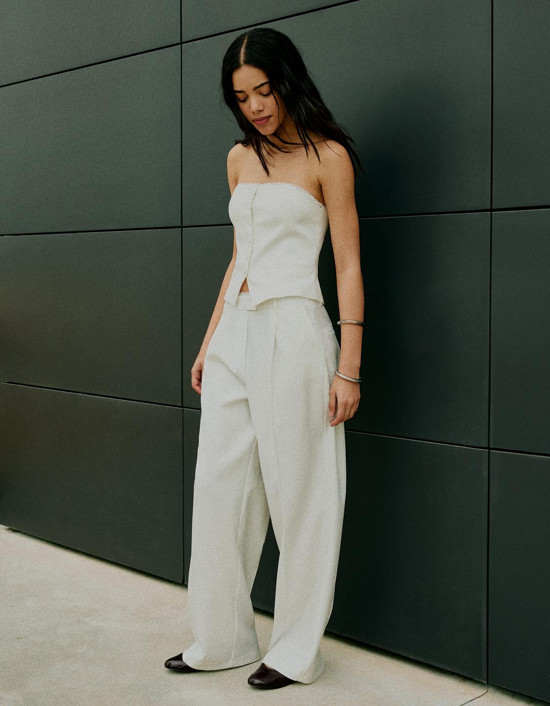 Tailored fit vest and trousers set