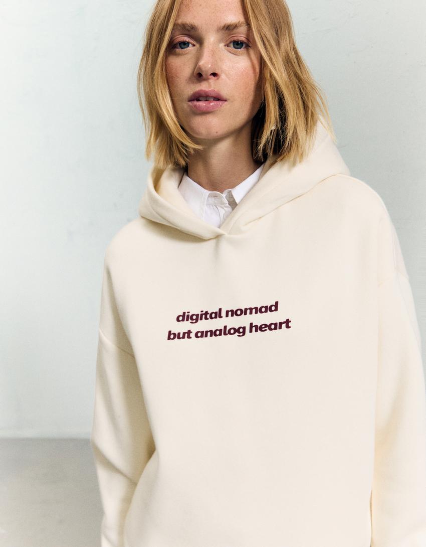 Sudadera capucha print-Crudo