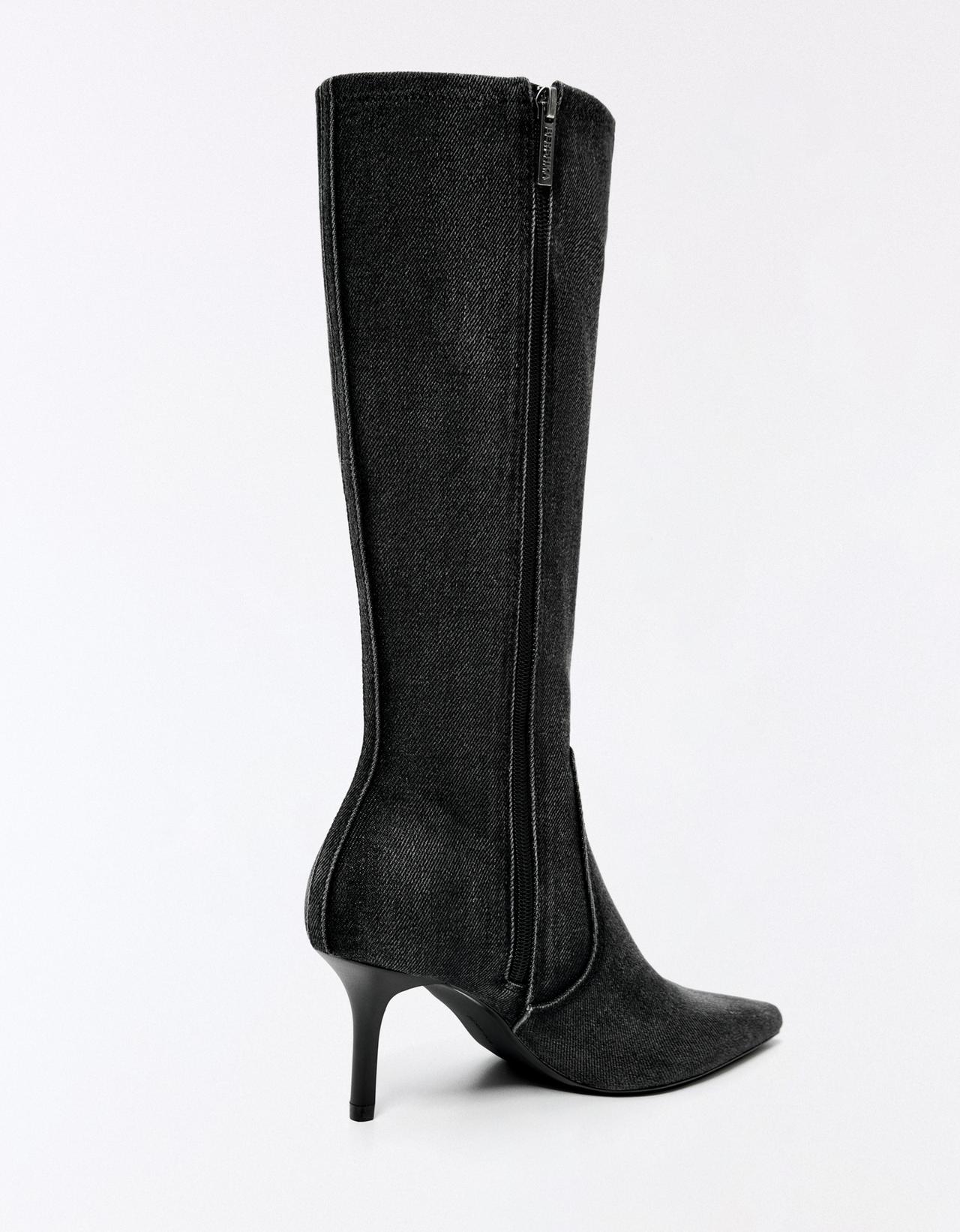 DENIM CLASP HEEL BOOTS — Grey