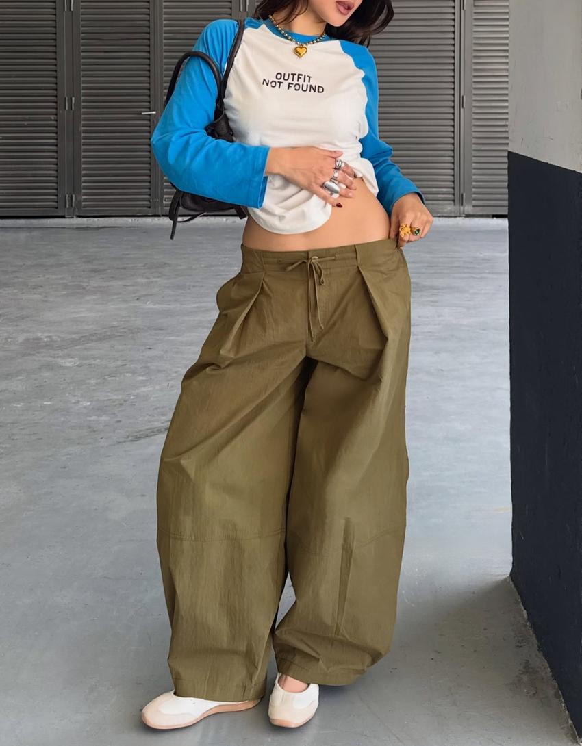 Technical pleated trousers-Khaki