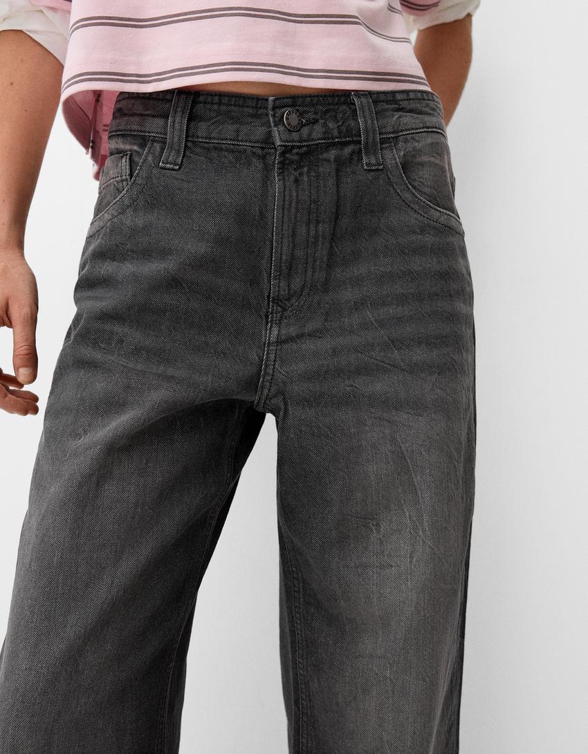 Wide-leg '90s jeans with turn-up hems-Black-7
