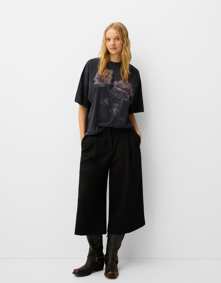 Wzorzysta koszulka oversize z krótkim rękawem-Szary-3