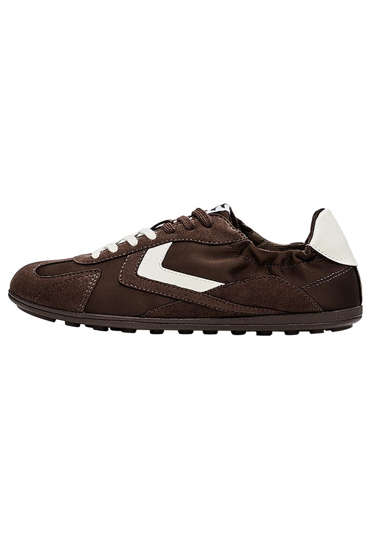 RETRO SLIM SOLE TRAINERS — Brown