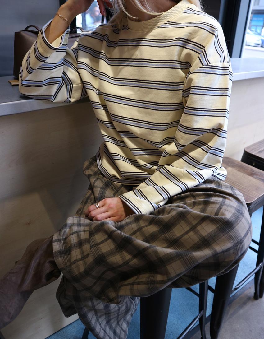 Striped round neck jumper-Yellow