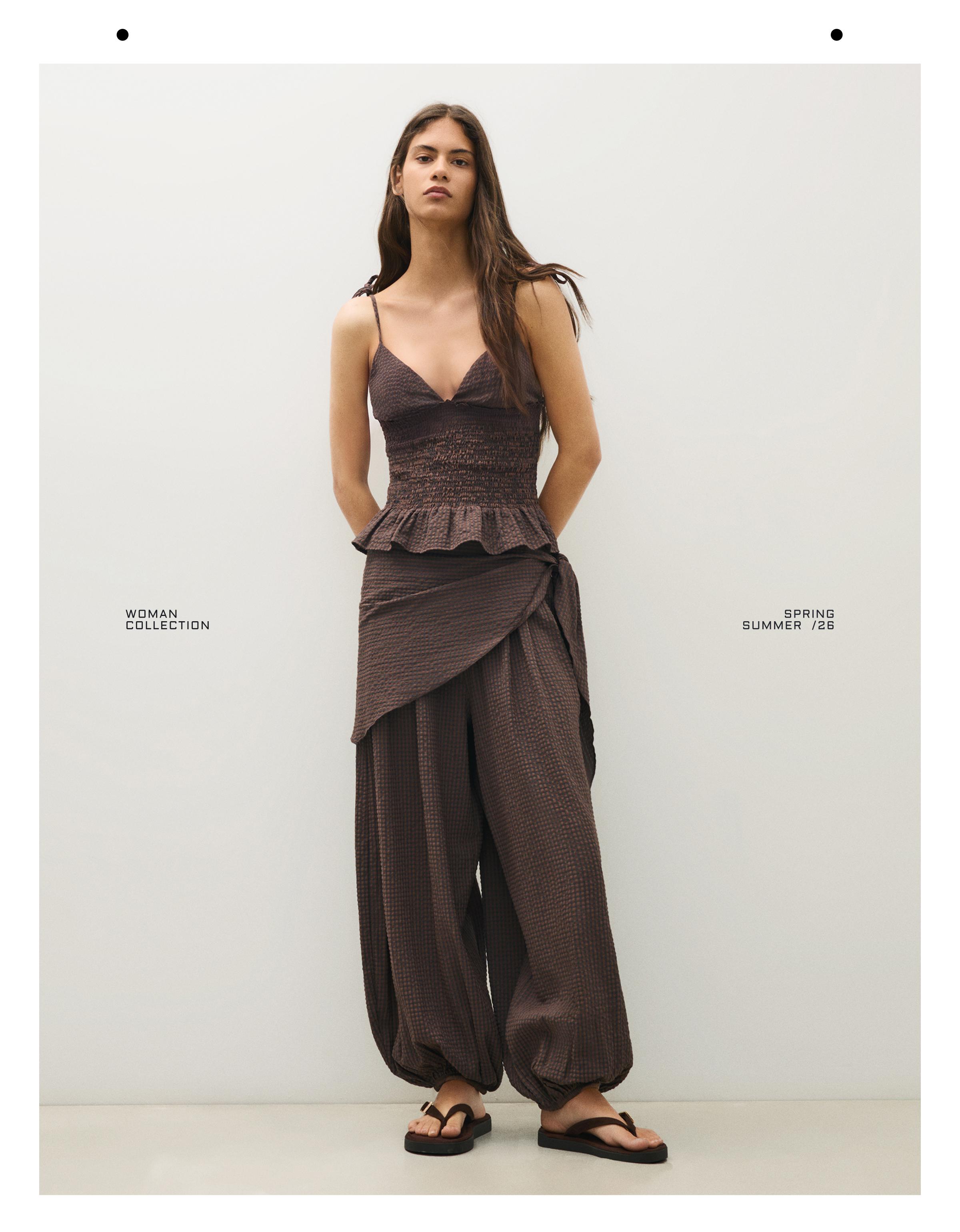 Smocked check strappy top — Brown