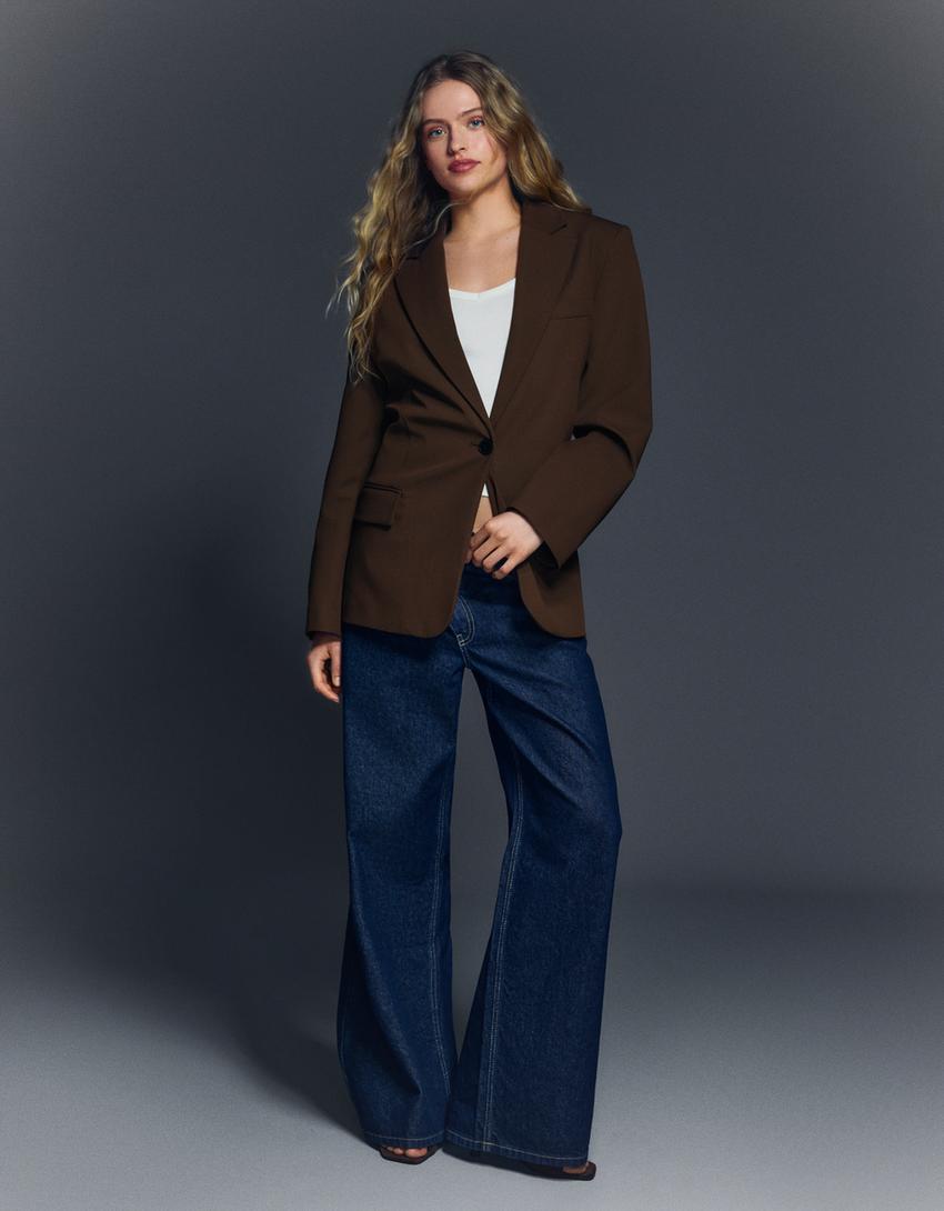 Blazer with back buckle-Brown