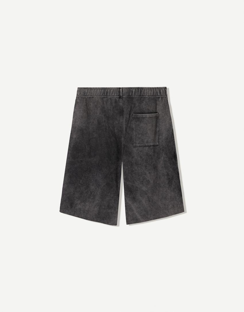 Ribbed baggy Bermuda shorts