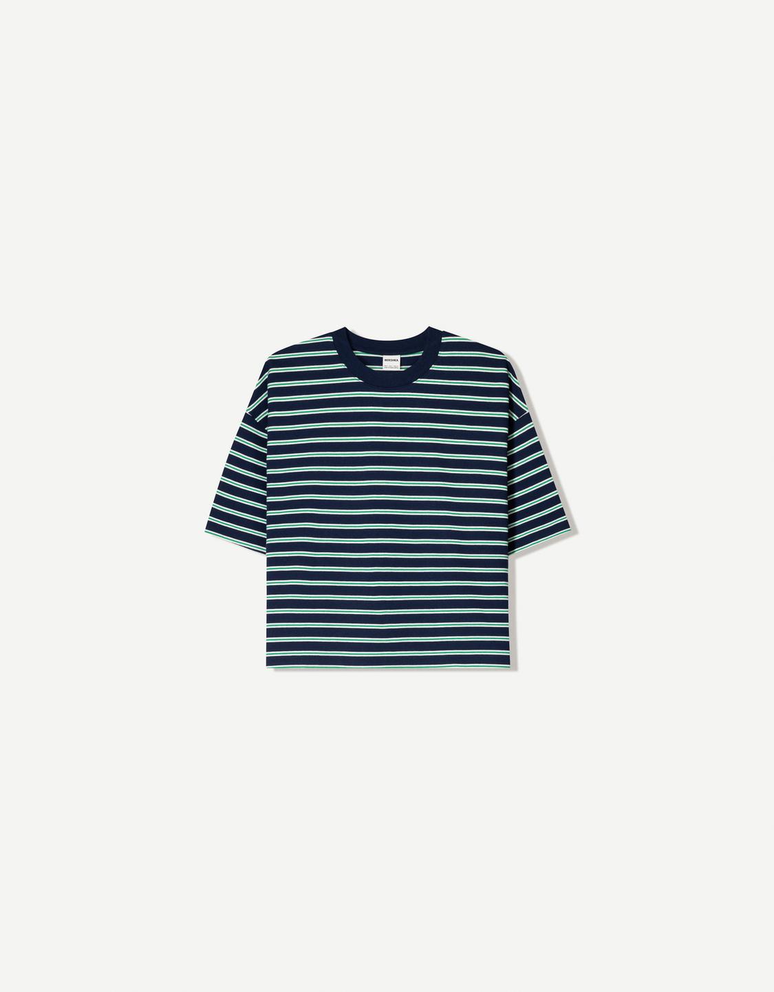 Boxy short sleeve T-shirt