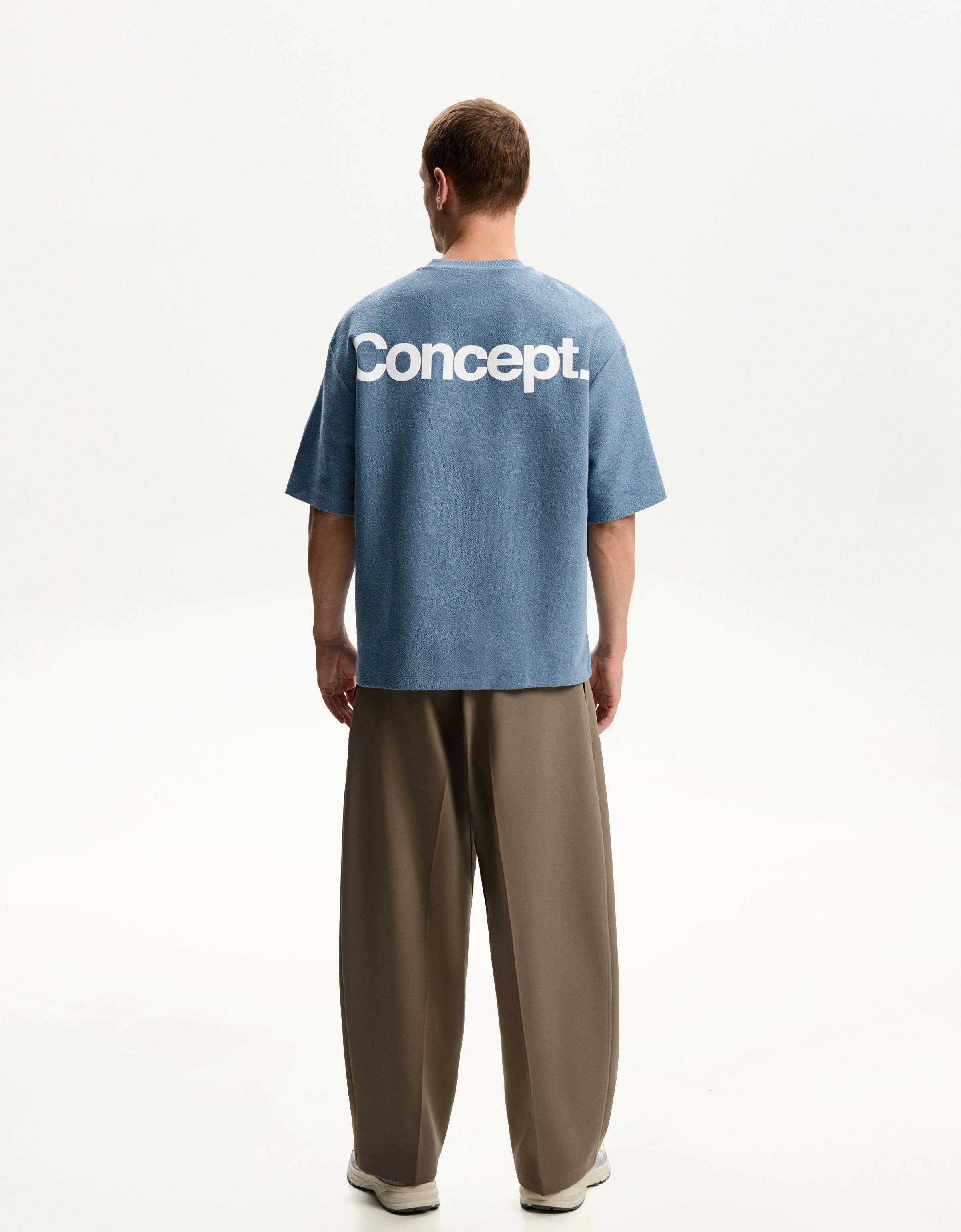Short sleeve plush T-shirt with print - Men | Bershka