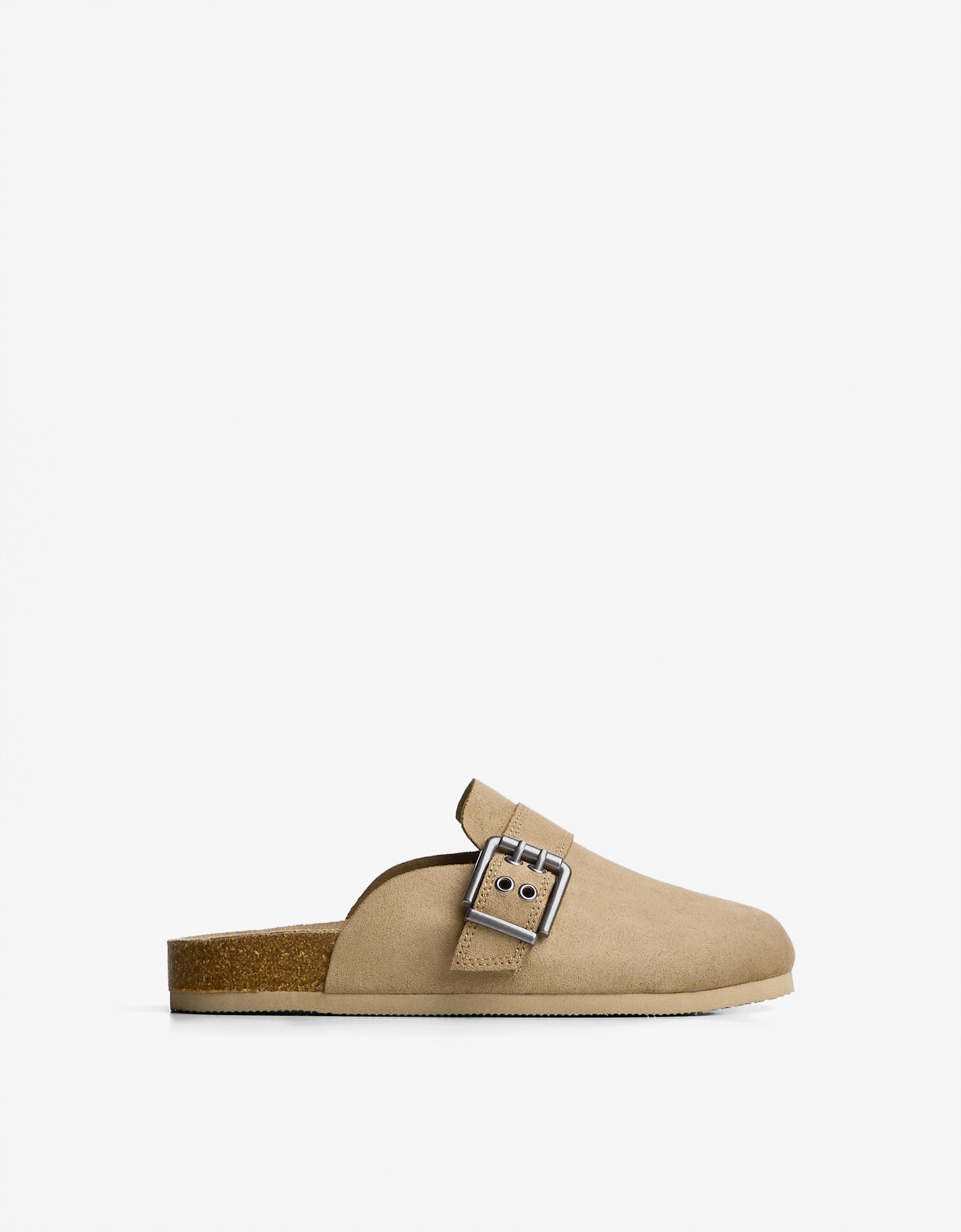 Bershka Pantoffel Mit Schnallendetail Damen 36 Sandfarbe