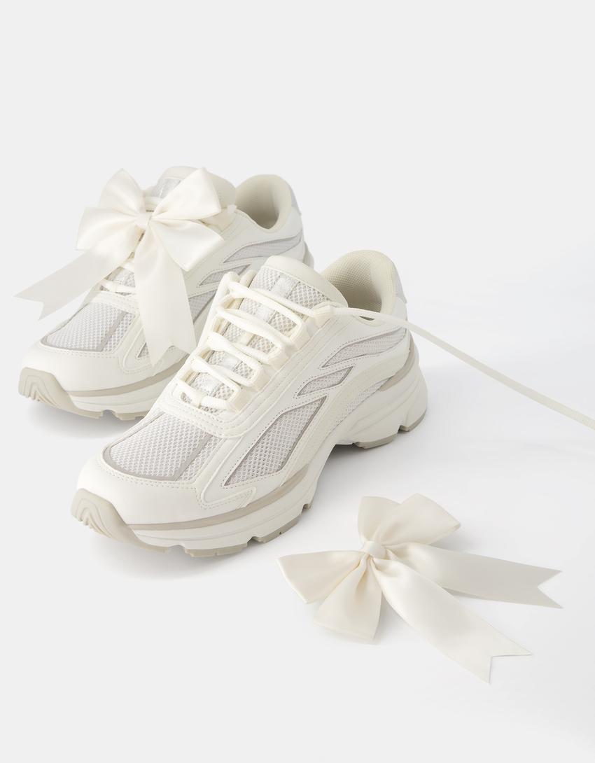 حذاء رياضي بتفصيل شبكي وعقدة-أبيض-4