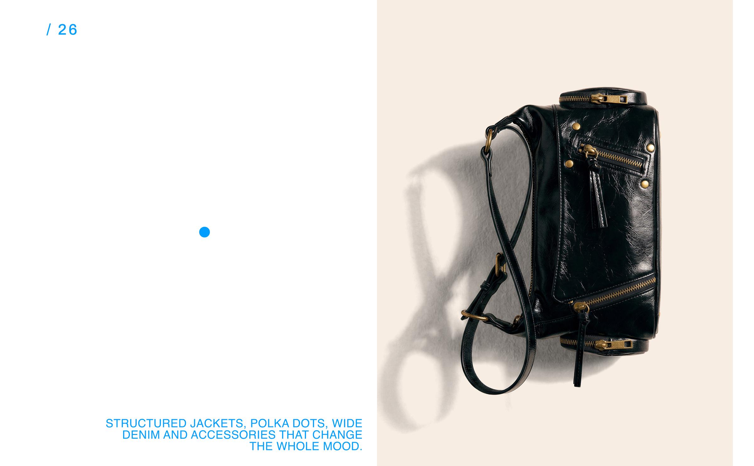 Mini zip bag — Black