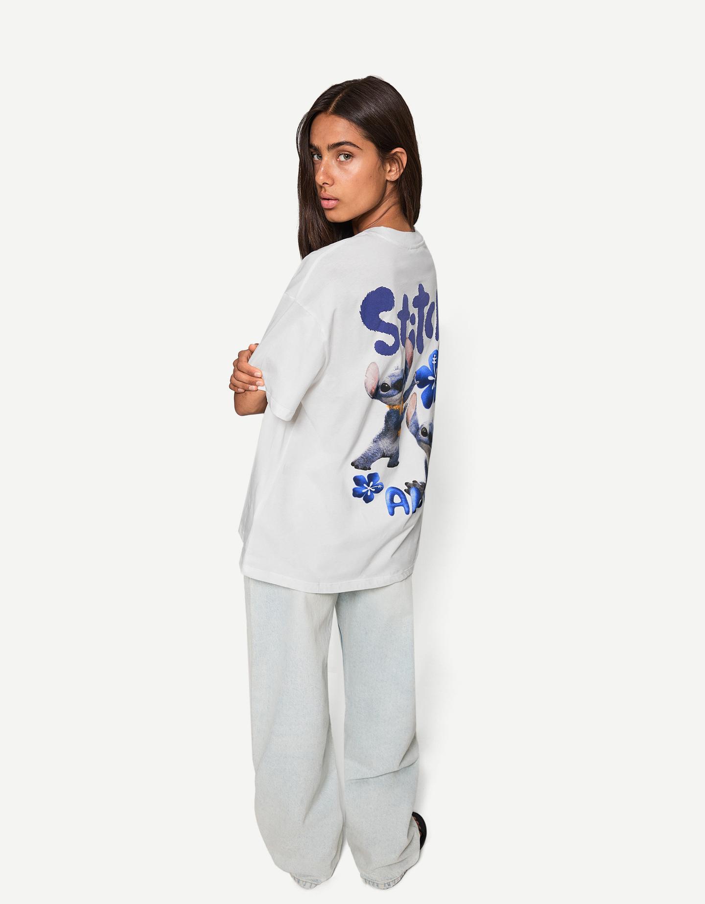 Bershka koszulka z krótkim rękawem lilo & stitch biały złamany