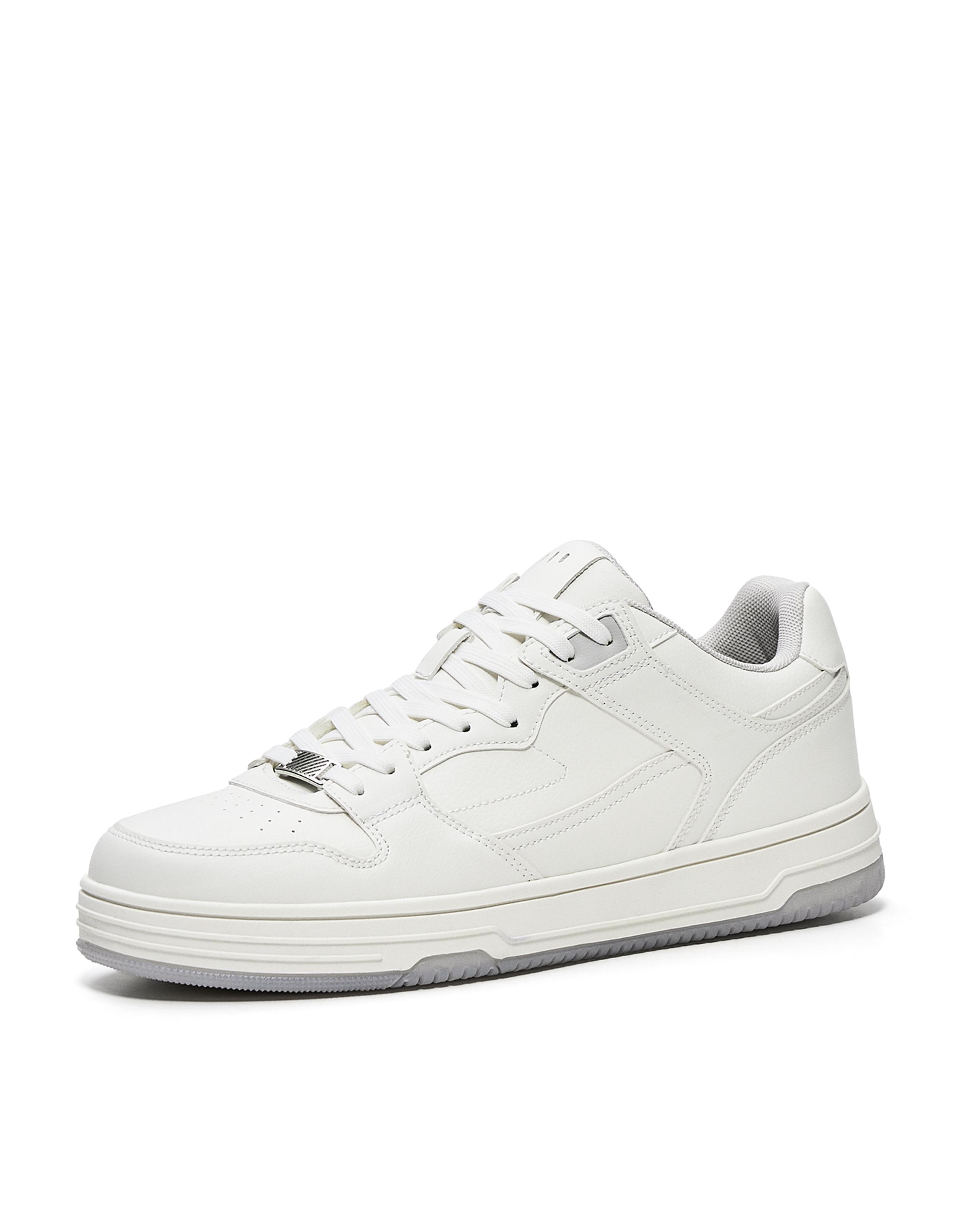 BASIC TRAINERS — WHITE
