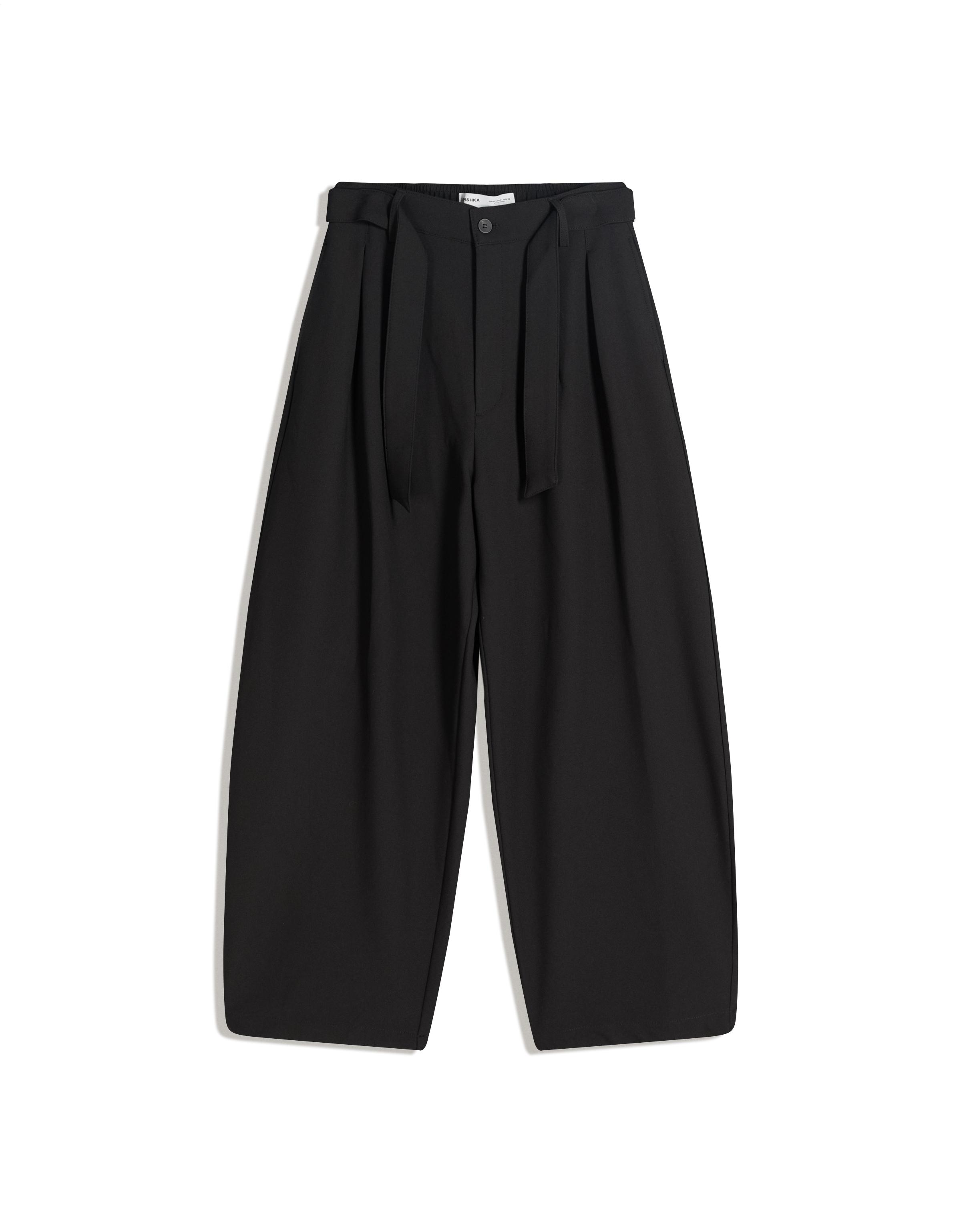 Barrel-leg tailored fit trousers with belt — Black