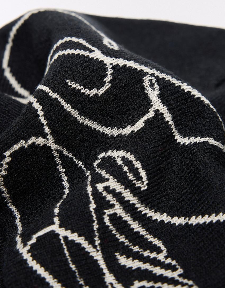 Knitted beanie-Black