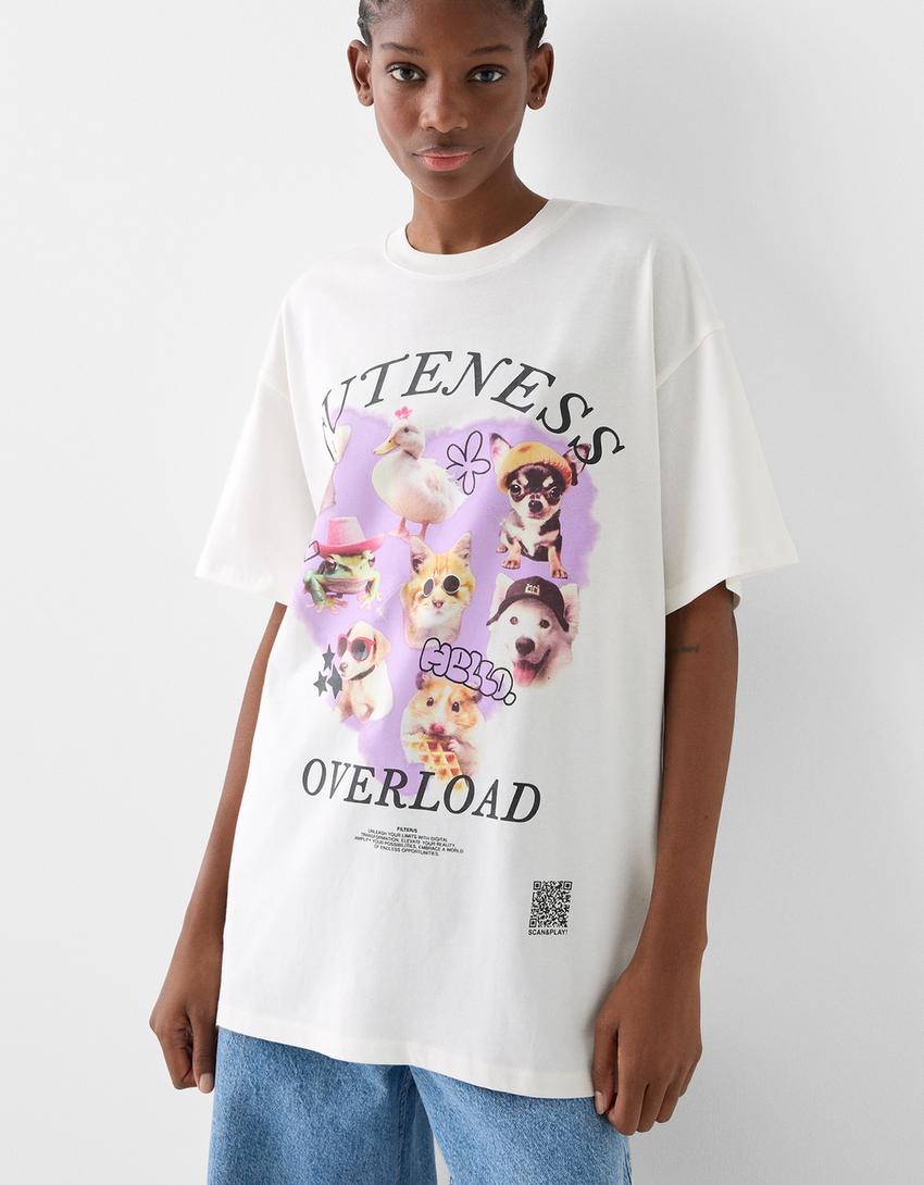 T-shirt Bershka Wearable Art oversize fit com estampado-Gelo-3