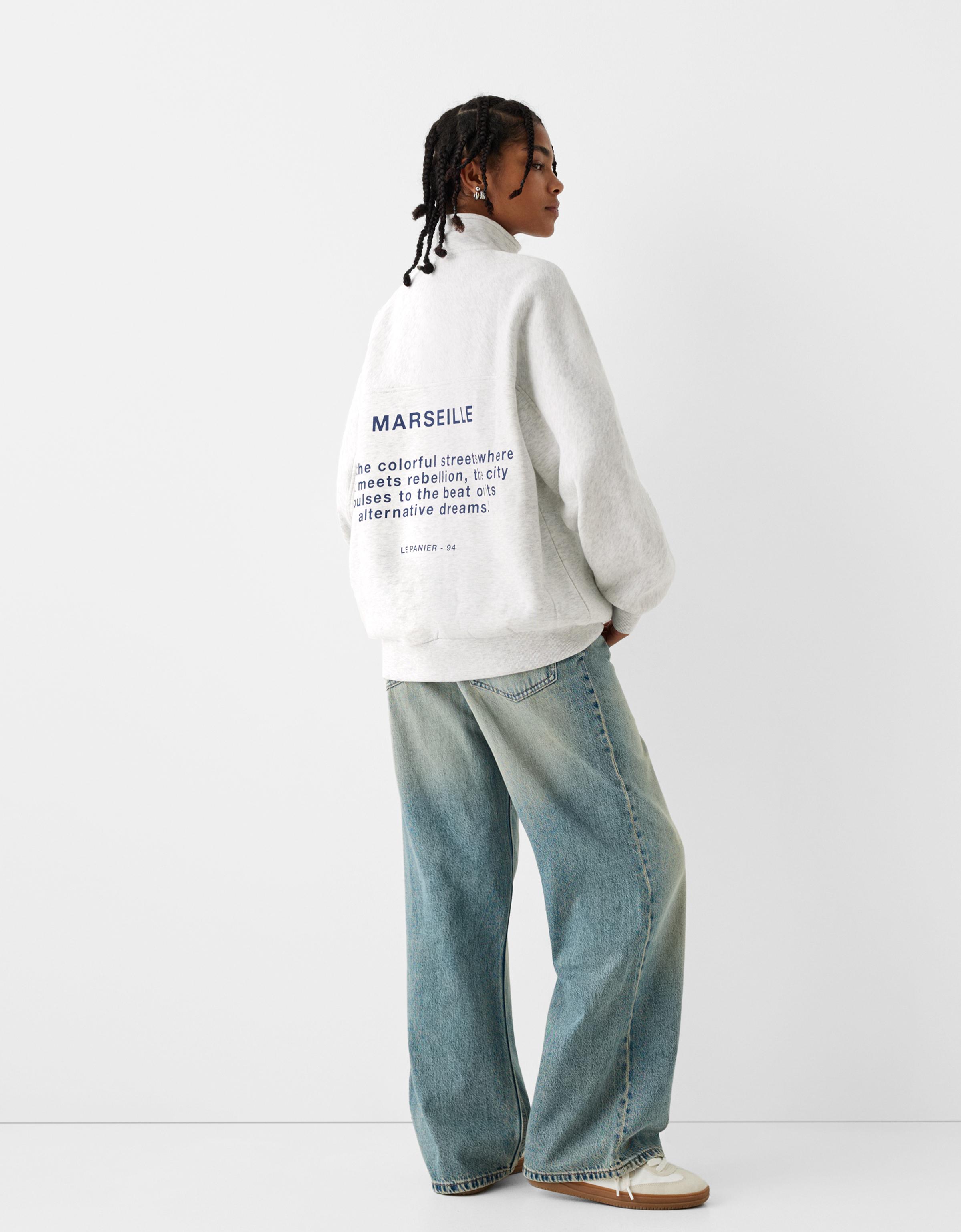 Printed sweatshirt with zip - Sweatshirts and hoodies - BSK